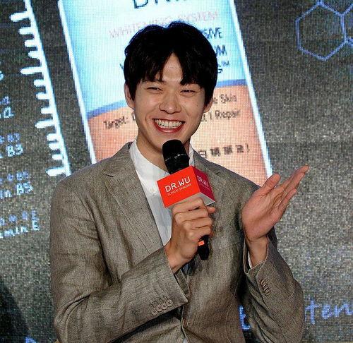 娱乐圈吃瓜小组名单,明星幕后故事大起底